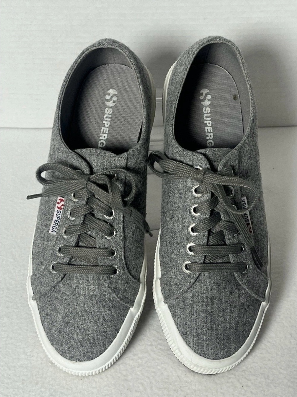 Superga Men's Grey Felt Low-Top Sneakers